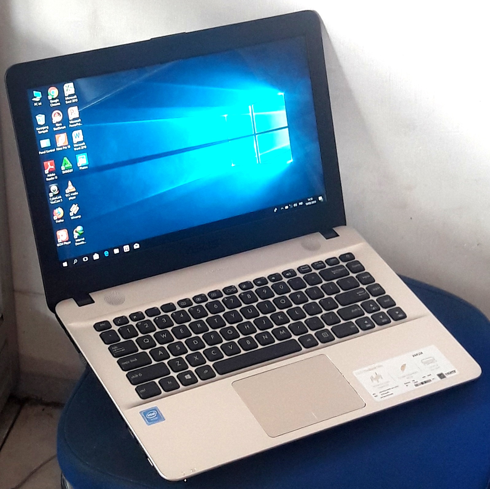 Laptop Bekas Berkualitas di Semarang